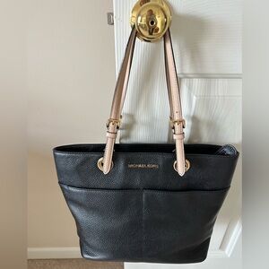 MICHAEL KORS MEDIUM BEDFORD TOTE BAG